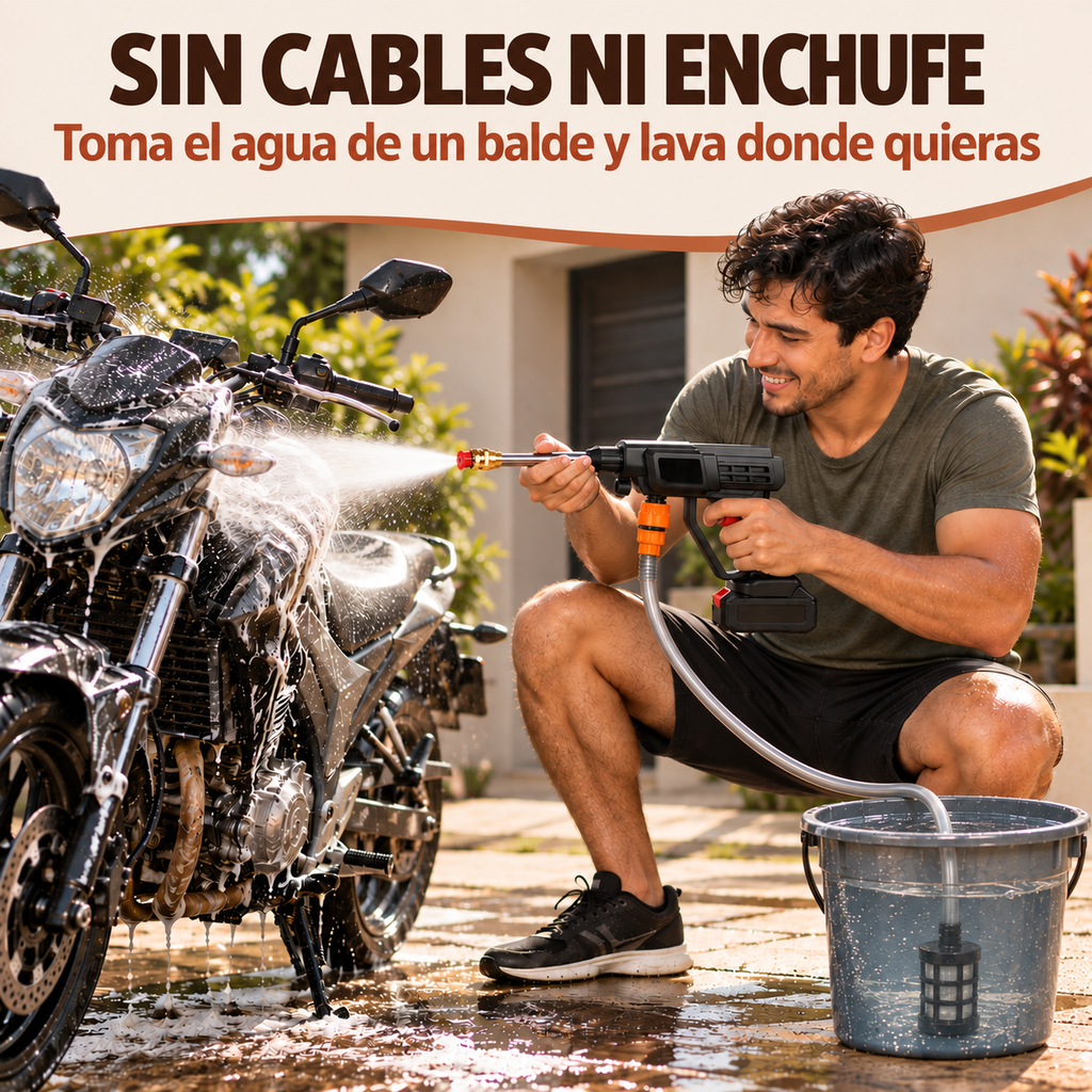 Hombre lavando su moto con hidrolavadora inalámbrica tomando agua de un balde